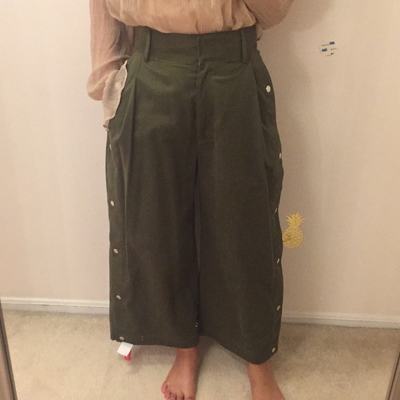 Public school NY Green wide leg pants. 2 - Picture 1 of 6
